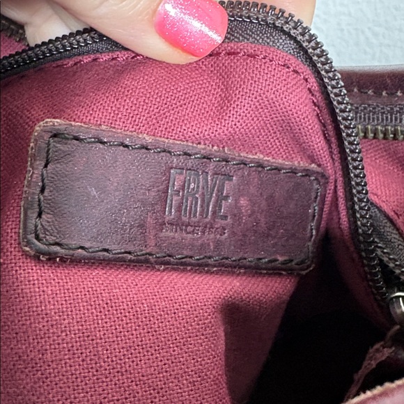 Frye Cara Red Brown Leather Crossbody Saddle Bag BLEMISH - Picture 6 of 8